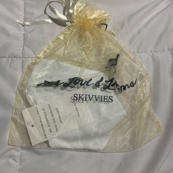 Clementine bra +thong set - Picture 5 of 5